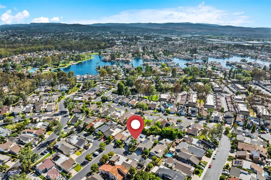 21791 Meadowview Lane