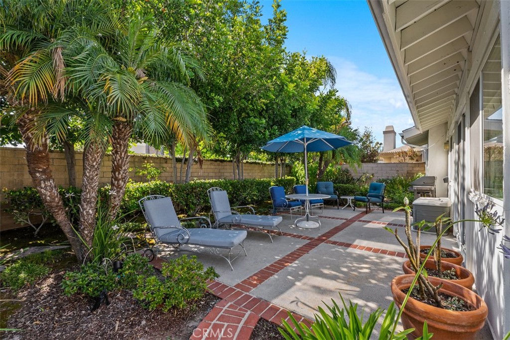 21791 Meadowview Lane