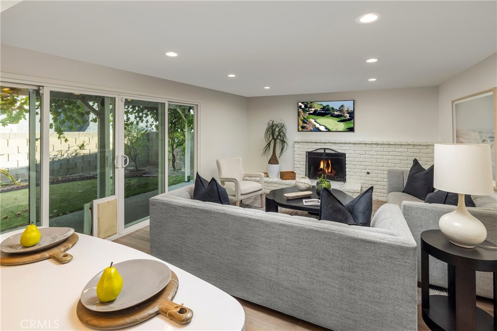 7772 E Northfield Avenue