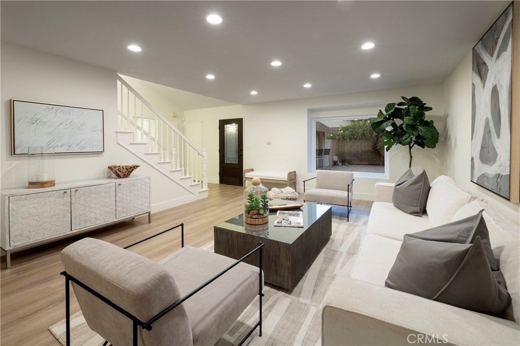 7772 E Northfield Avenue