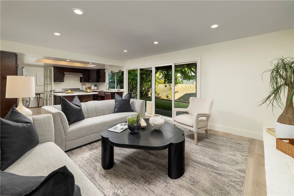 7772 E Northfield Avenue