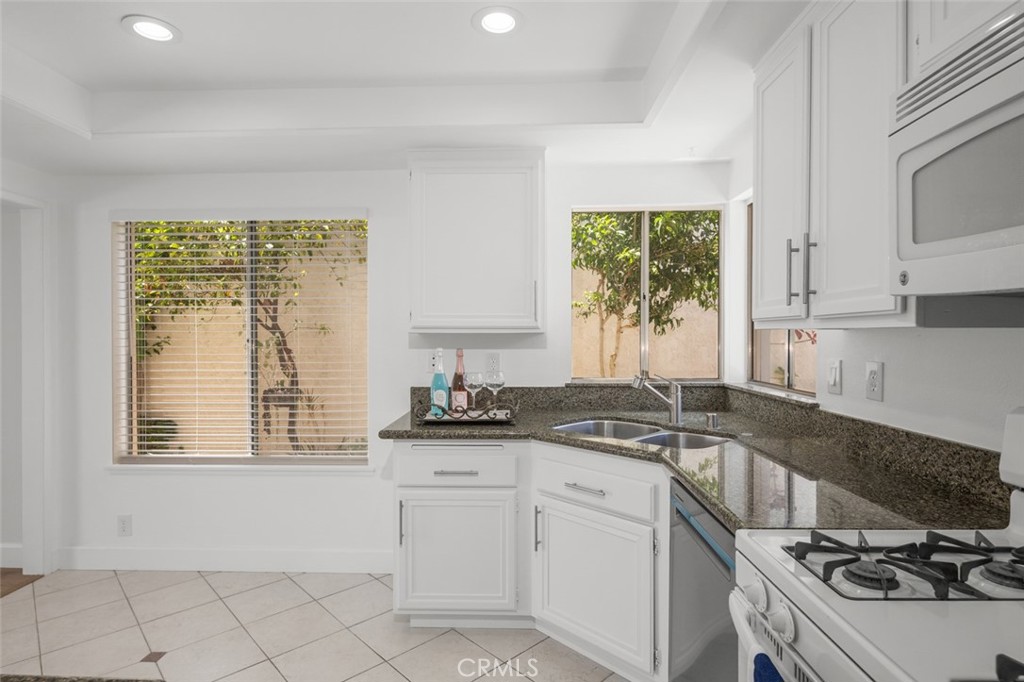 21702 Superior Lane