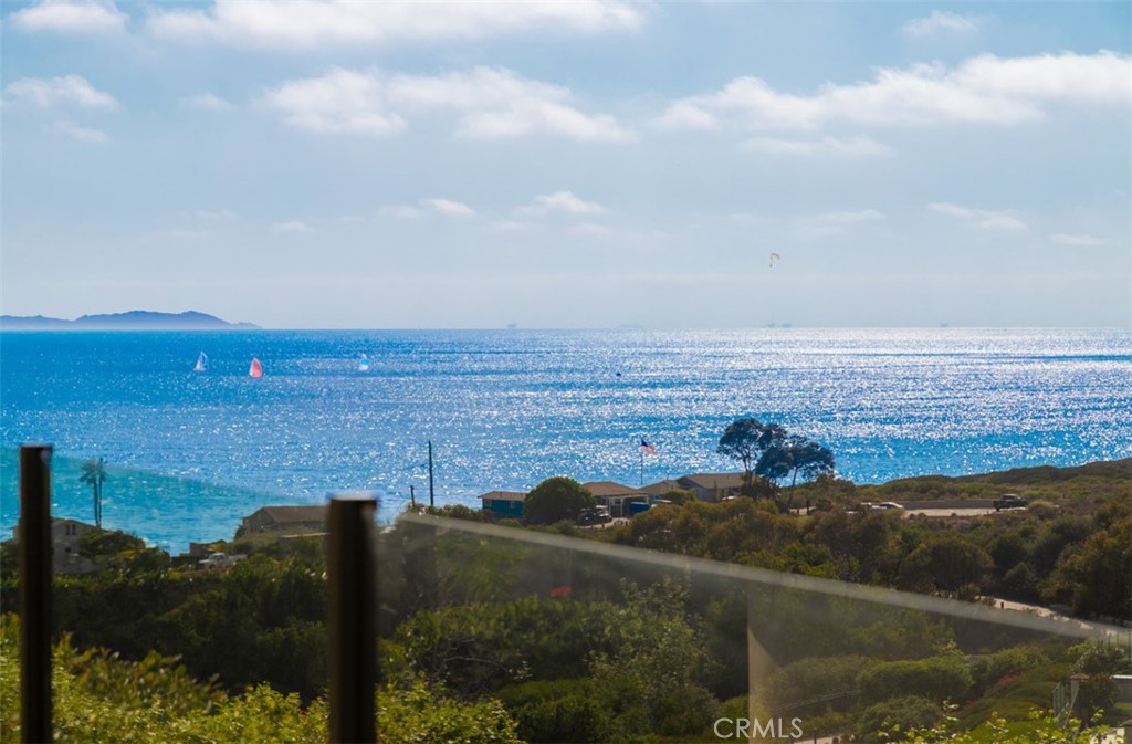 3 Atlantis Cove