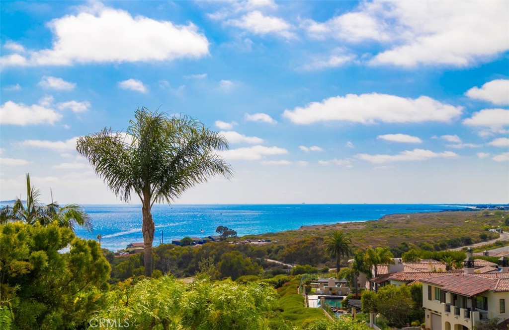 3 Atlantis Cove