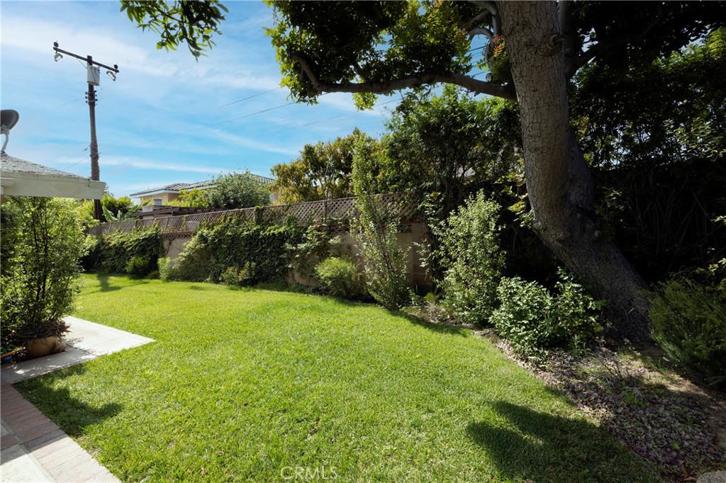 2911 Walker Lee Drive