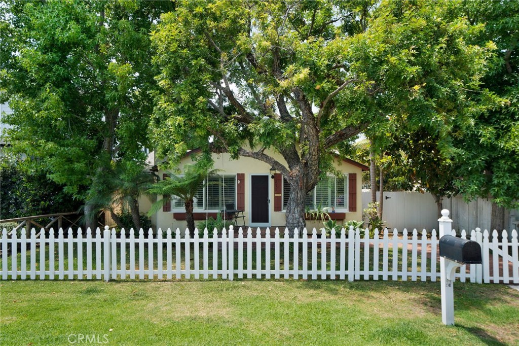 275 Flower Street