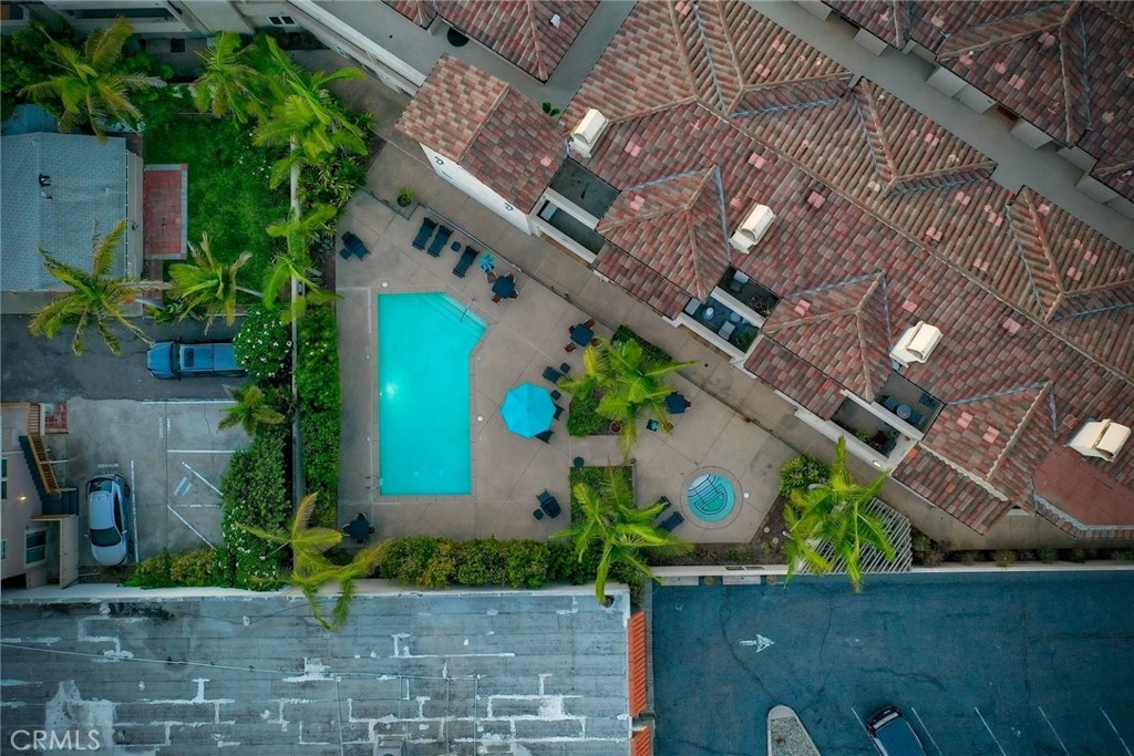 543 LAGUNA Drive