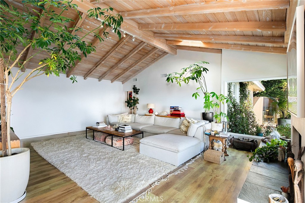 3662 Sweetwater Canyon Drive