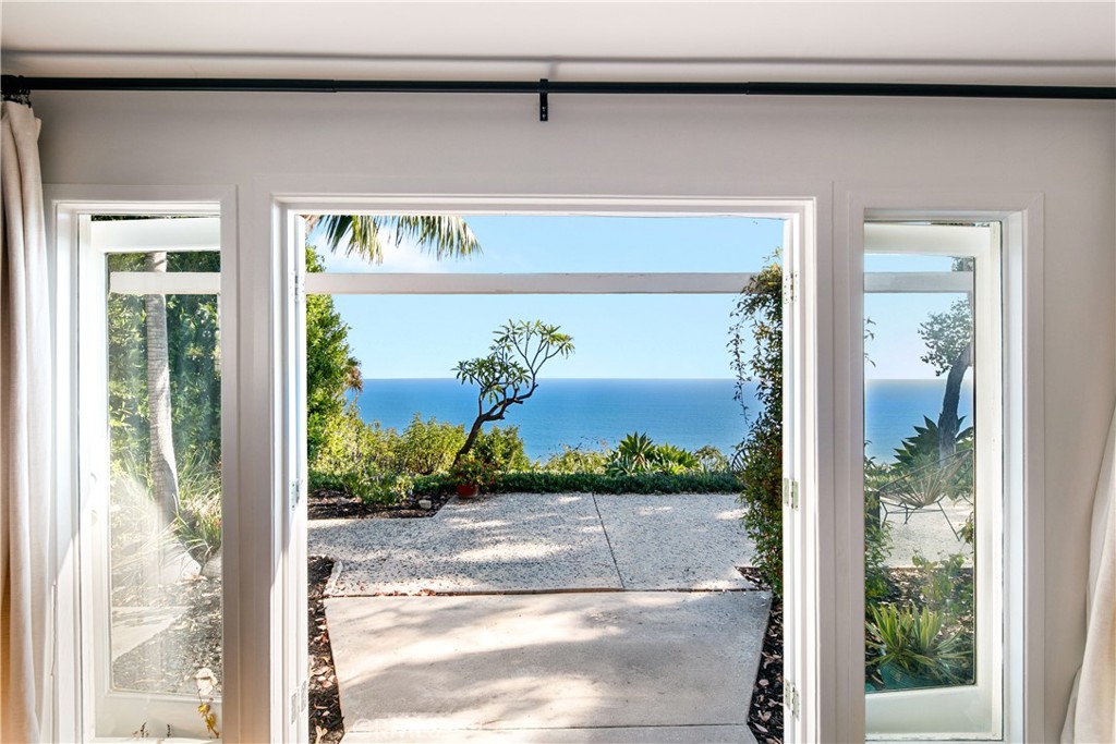 3662 Sweetwater Canyon Drive