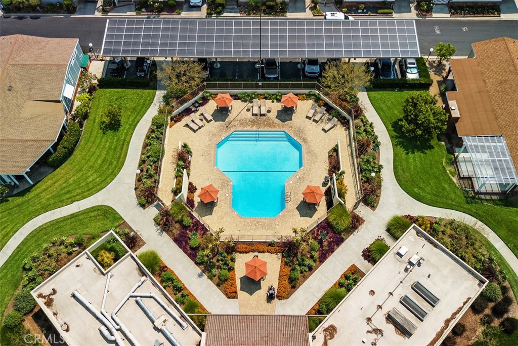 14000 Lake View Dr