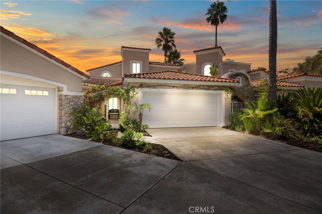 6 Avenida La Promesa