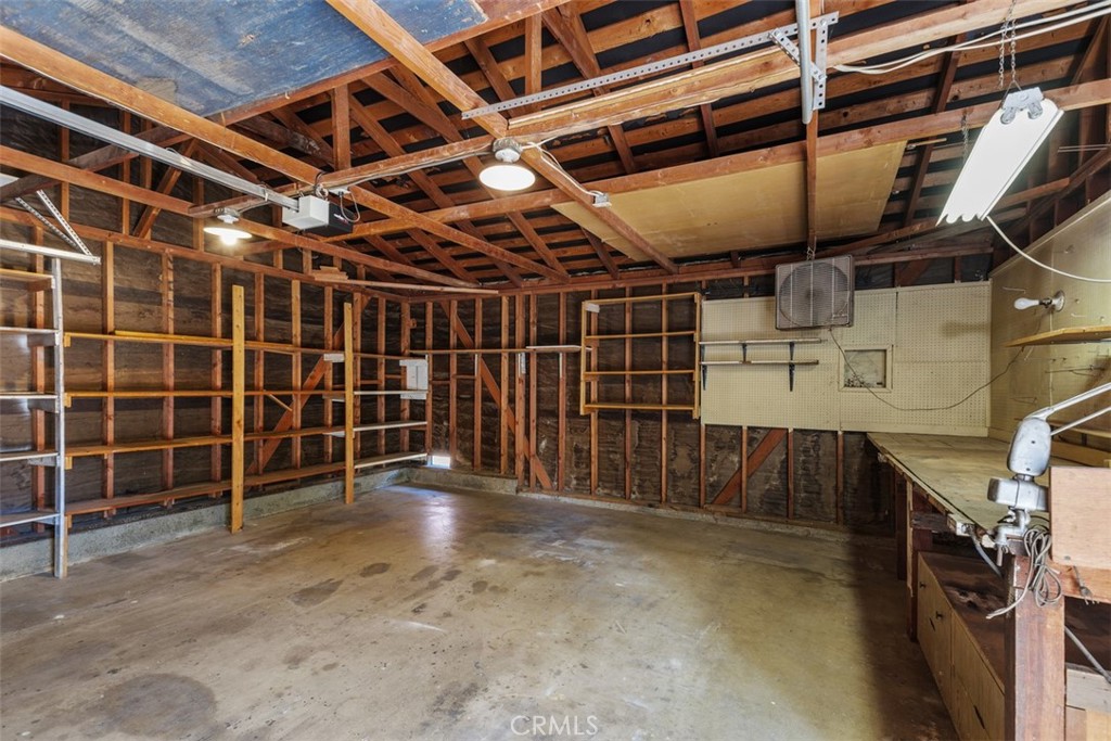 1106 E Alexander Avenue