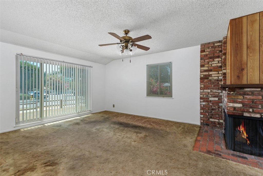 1106 E Alexander Avenue