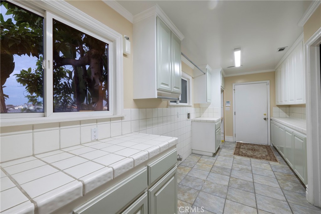 16502 Mariana Circle