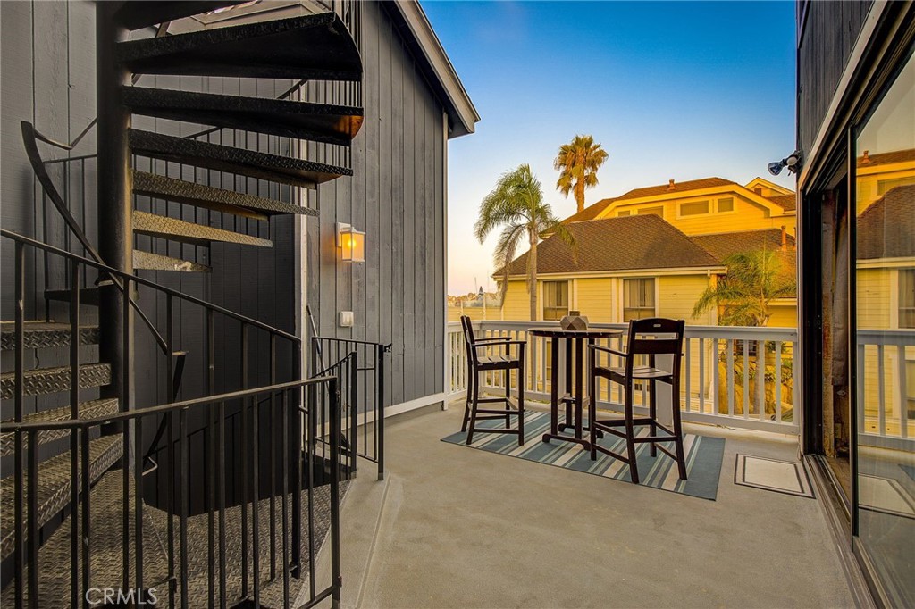 6819 E Ocean Boulevard