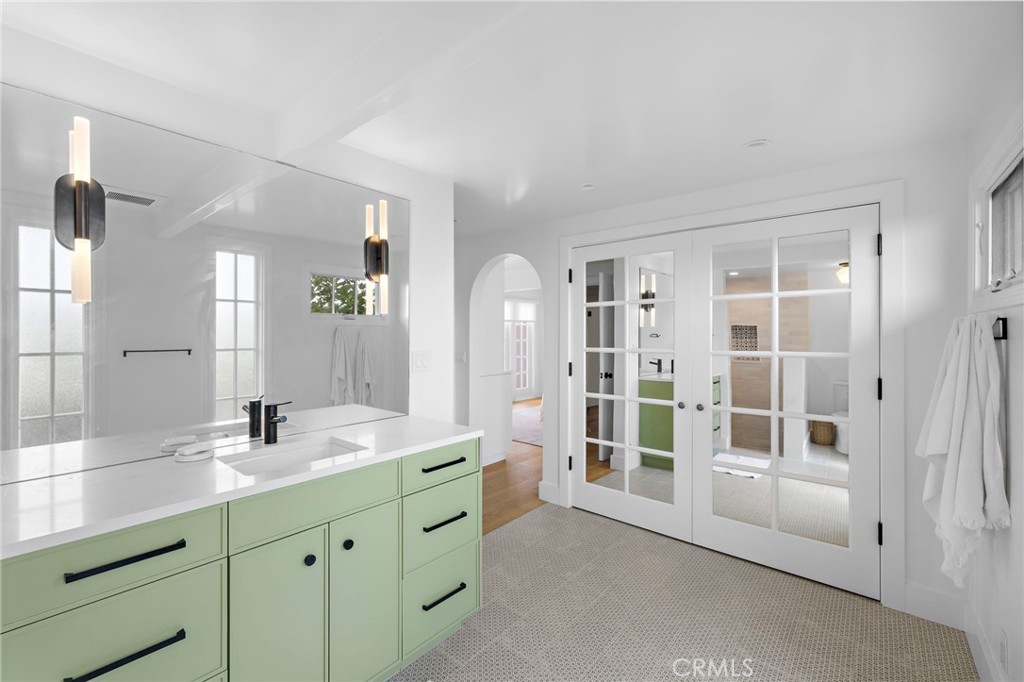 3007 Harbor View Drive