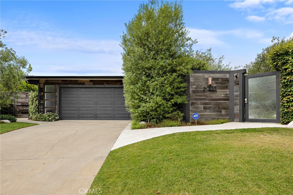 3007 Harbor View Drive