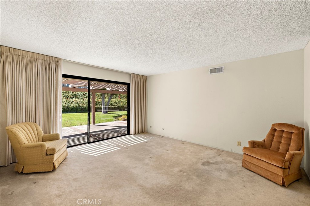 450 S Mountain Glen Road