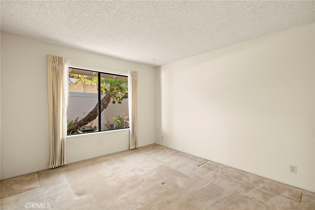 450 S Mountain Glen Road