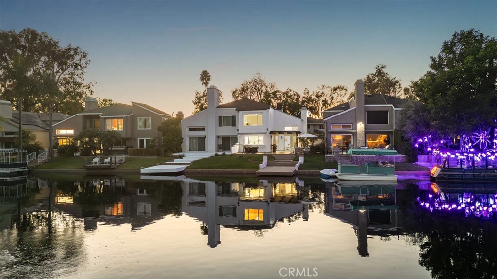 22522 Lake Forest Lane