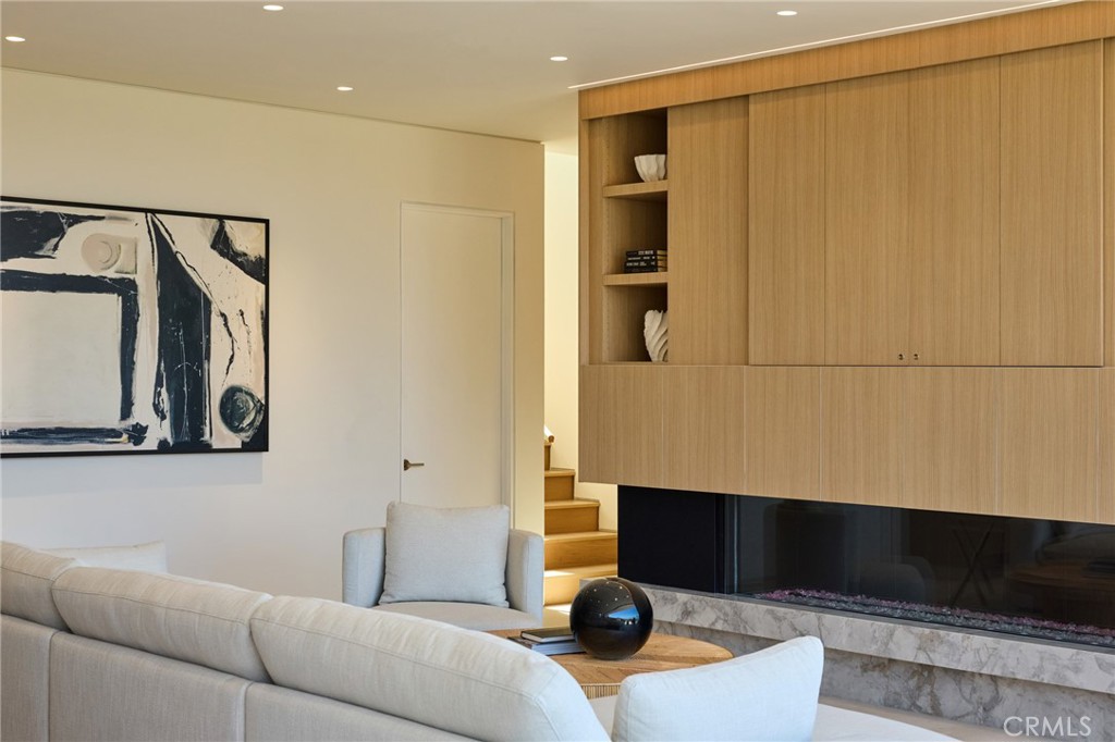 840 Gainsborough Drive