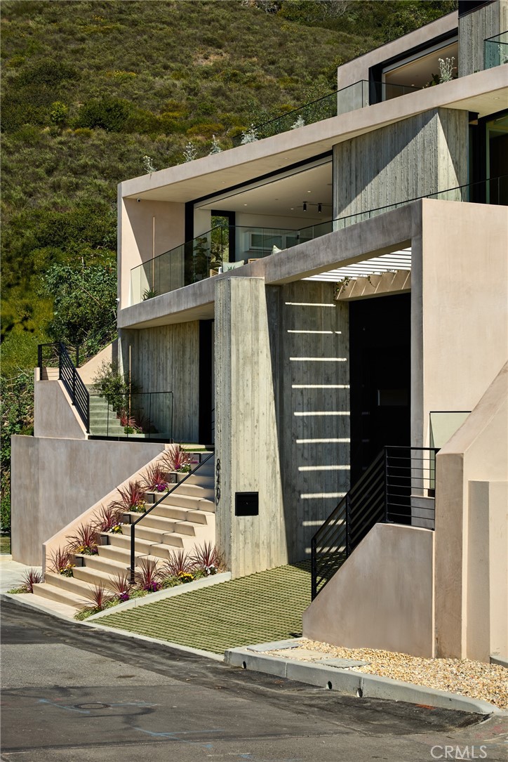 840 Gainsborough Drive