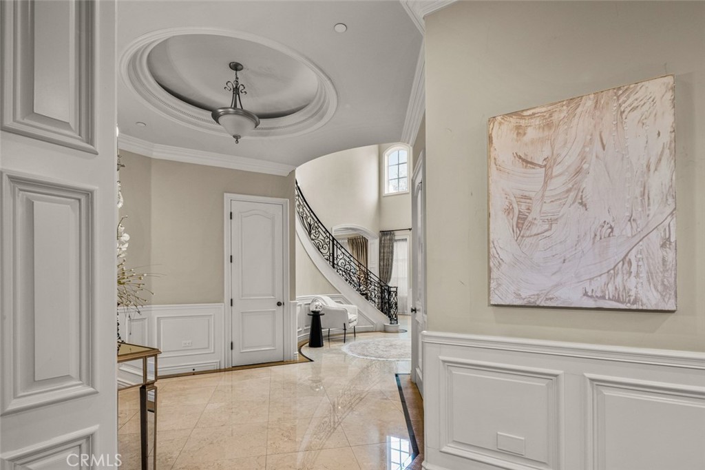 1122 S Santa Anita Avenue