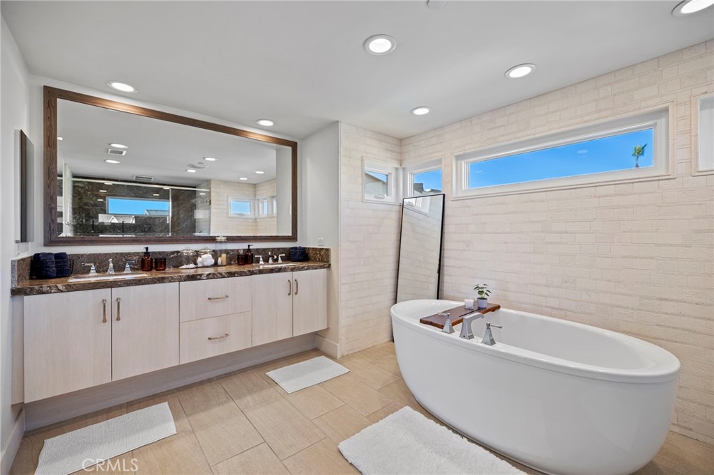 5512 Seashore