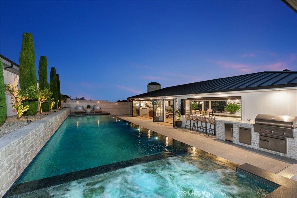 92 Monarch Bay