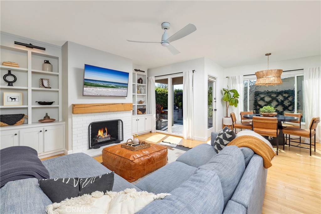 6702 E El Salvador Street