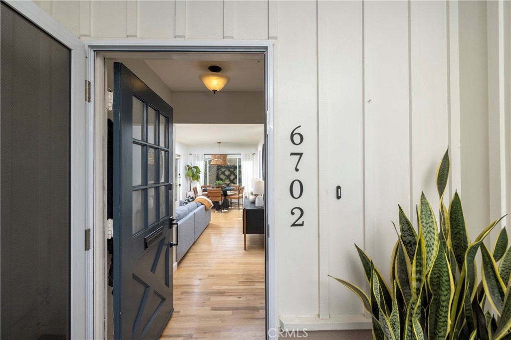 6702 E El Salvador Street