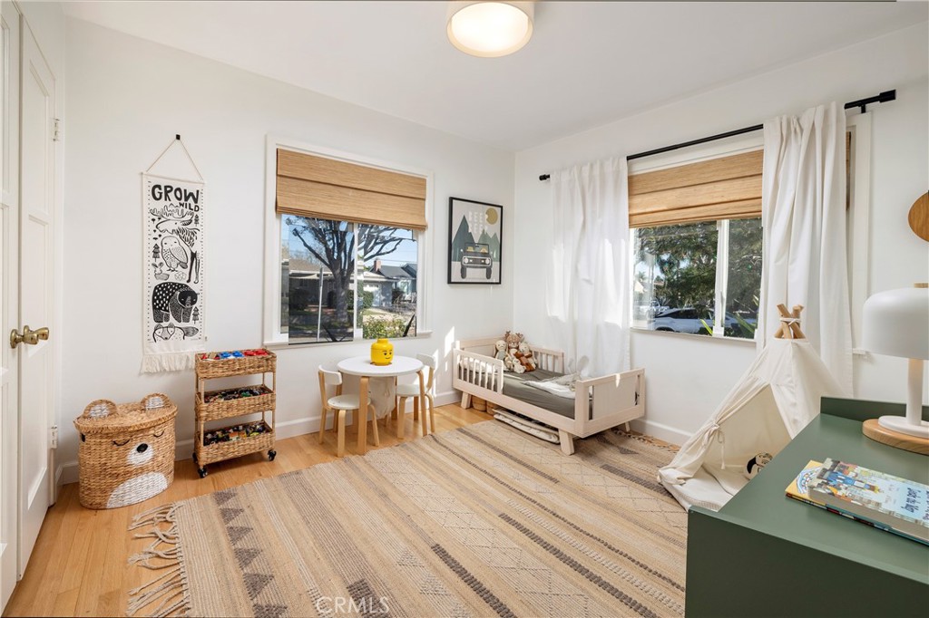 6702 E El Salvador Street