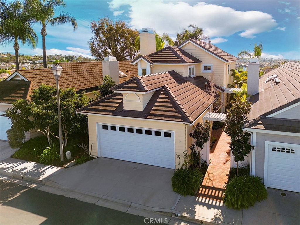 33 Windcrest