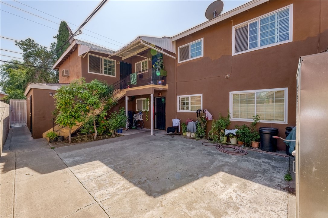 520 N Olive