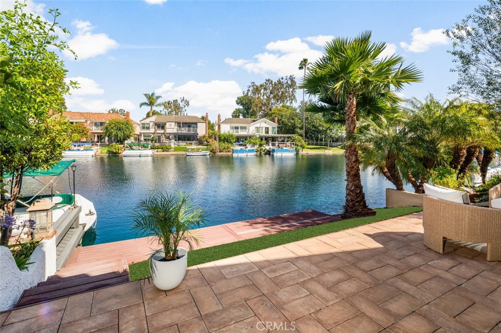 22627 Lakeside Lane