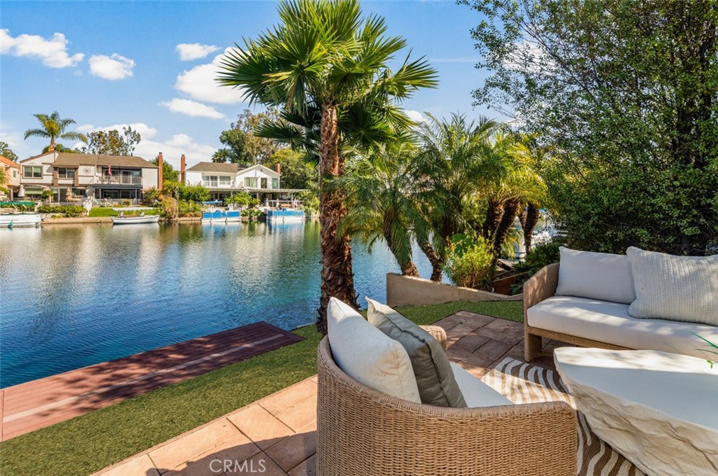 22627 Lakeside Lane