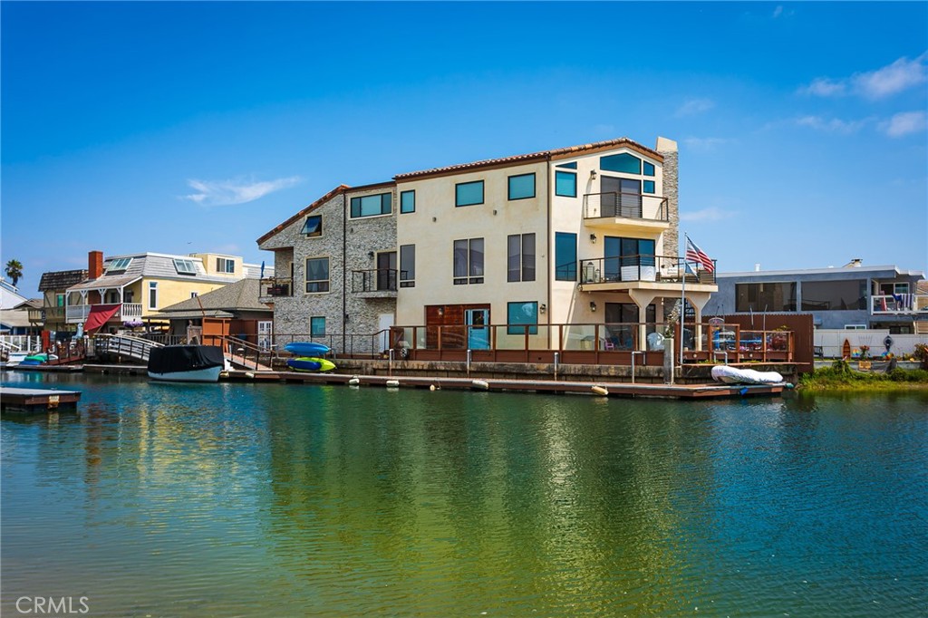 16857 Bayview A