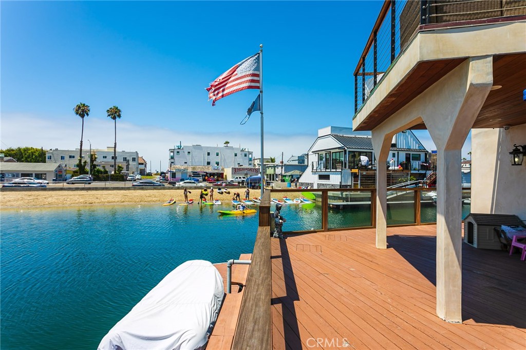 16857 Bayview A
