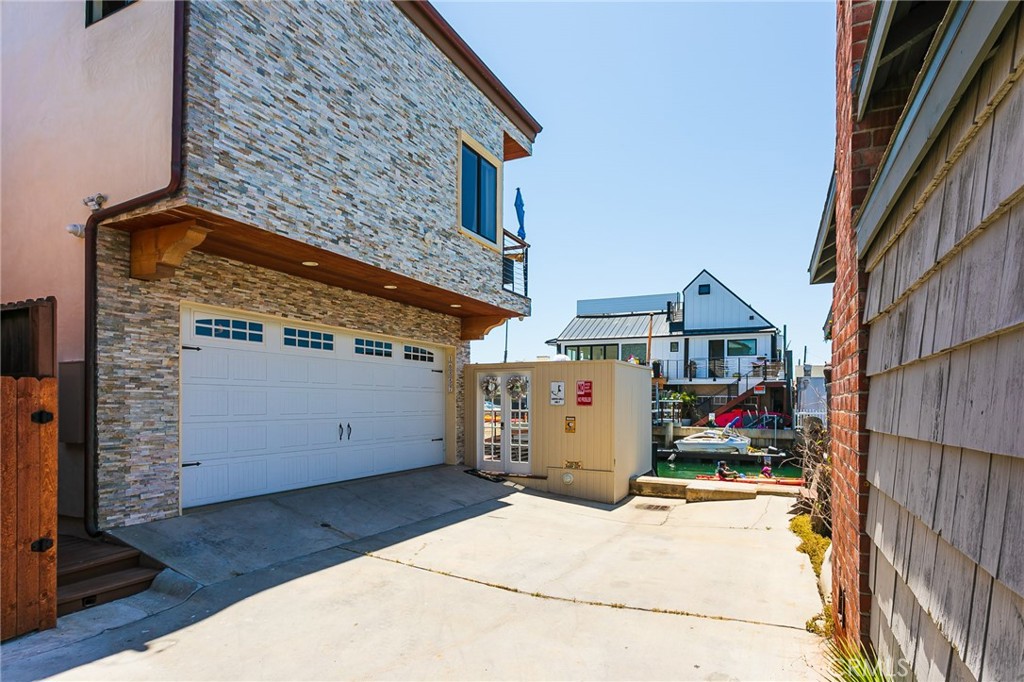 16857 Bayview A