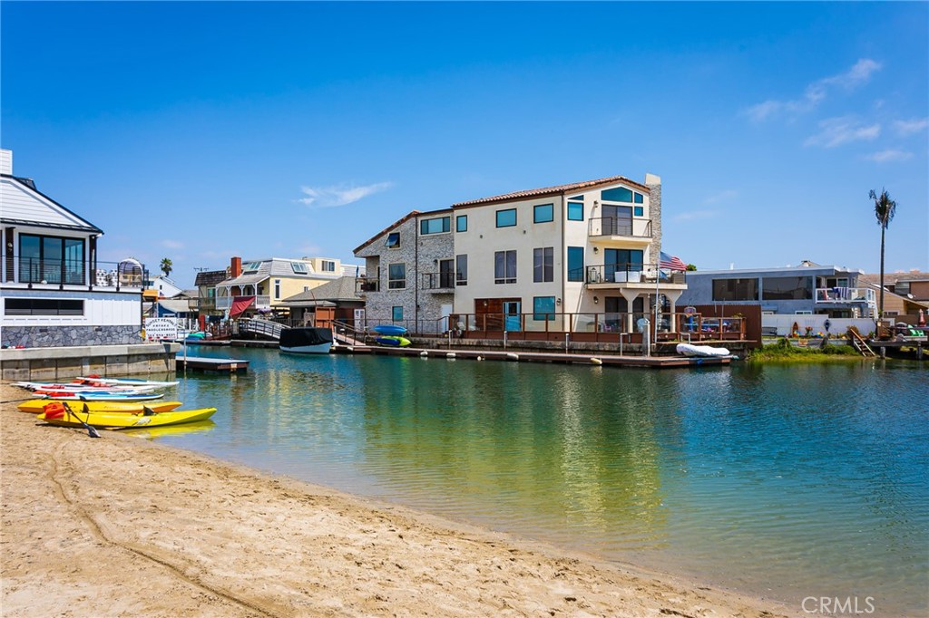 16857 Bayview A