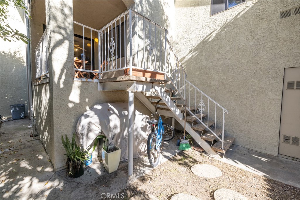 107 S Helberta Avenue 4