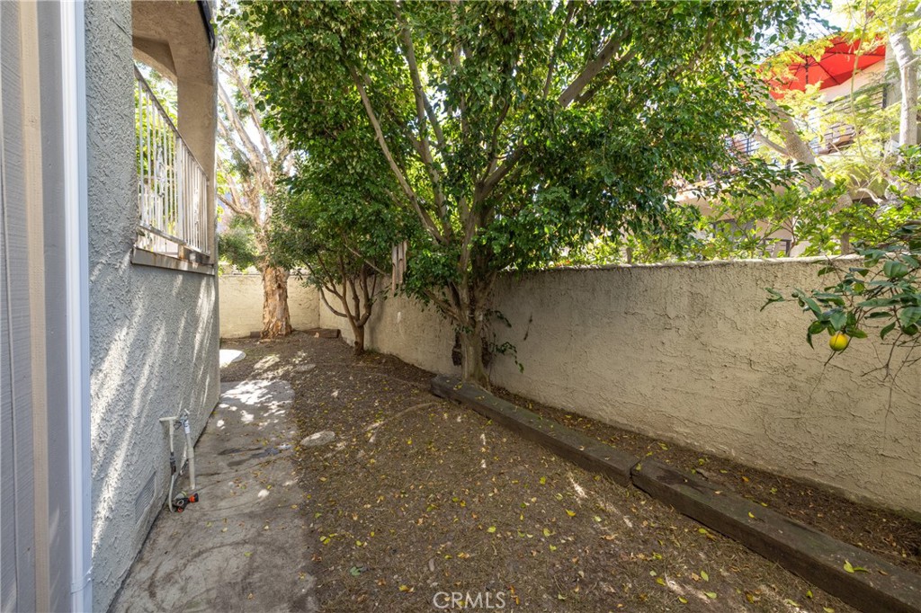 107 S Helberta Avenue 4