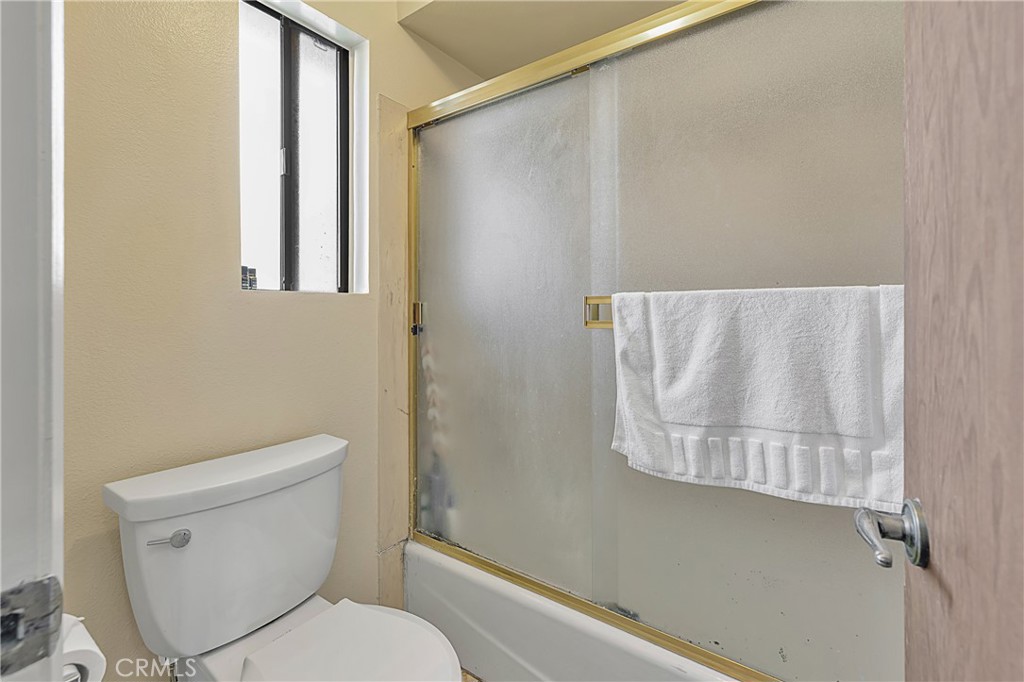 107 S Helberta Avenue 4