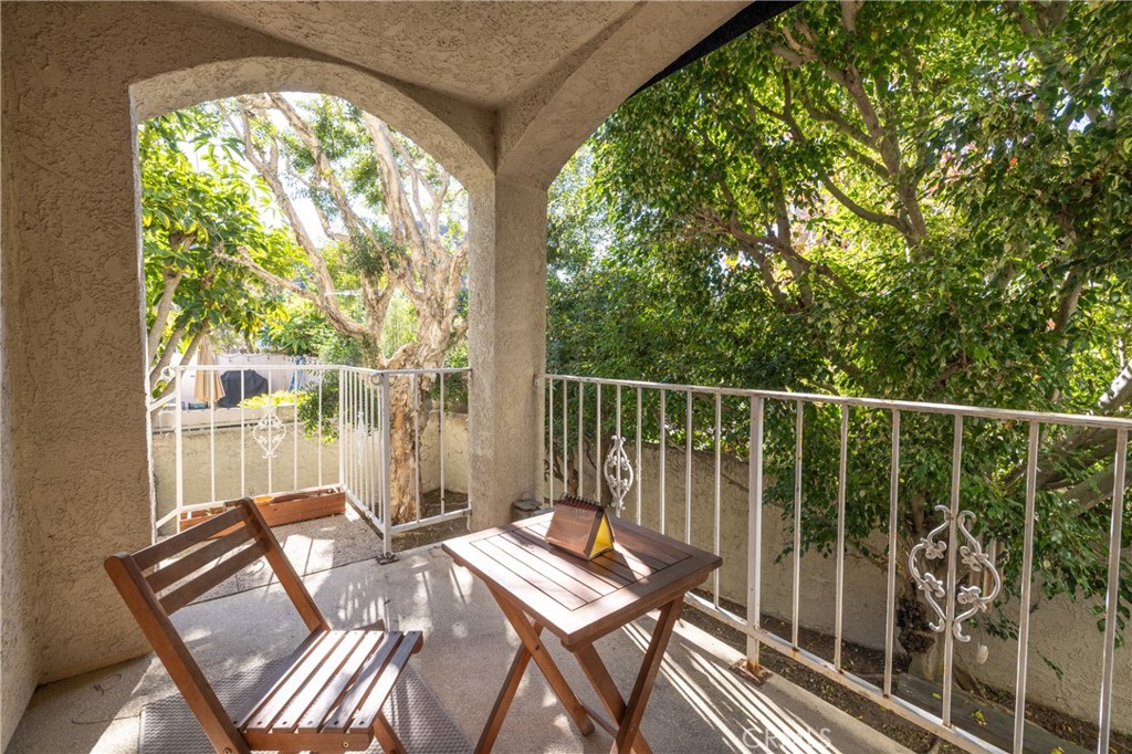 107 S Helberta Avenue 4