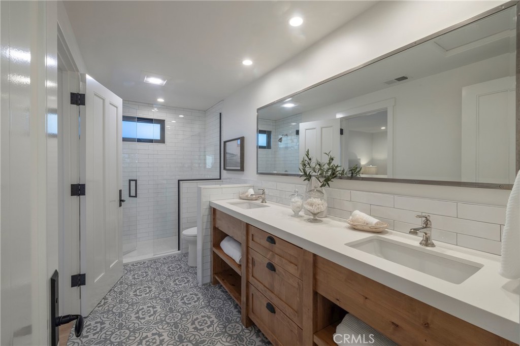 5903 E Corso Di Napoli