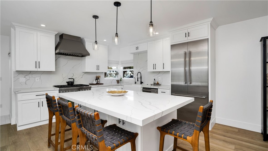 308 E 18th Street