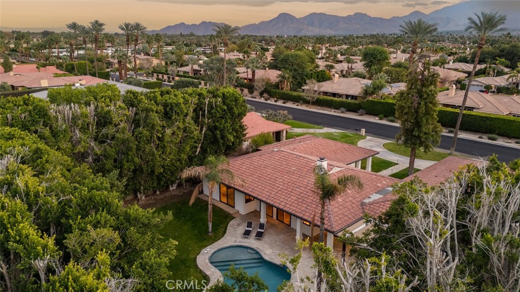 72020 Palm Crest Dr