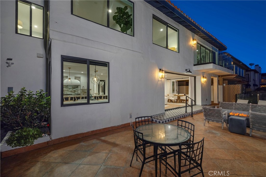 16572 Grimaud