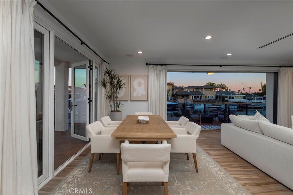 16572 Grimaud