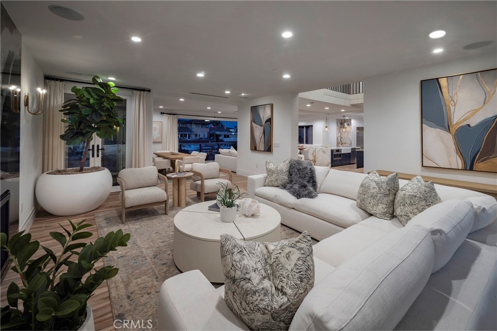 16572 Grimaud